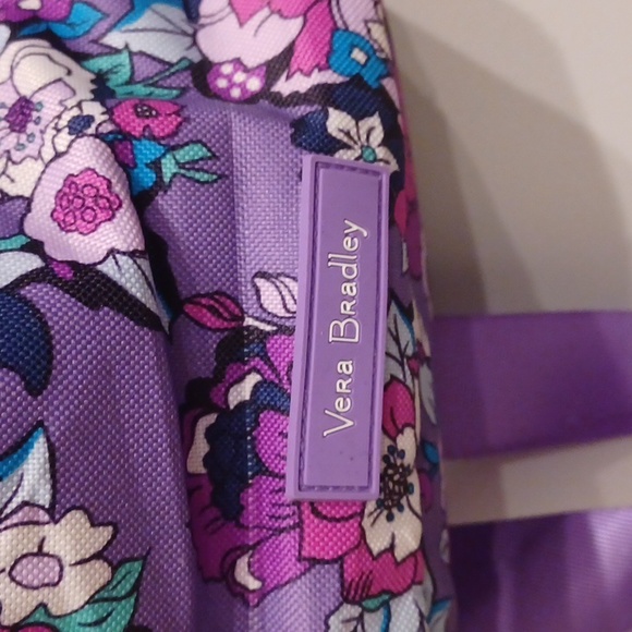 VERA BRADLEY PURPKE FLORAL SLING BACK PACK - Picture 5 of 5